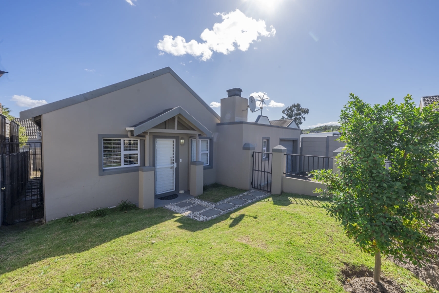 3 Bedroom Property for Sale in Protea Village Western Cape